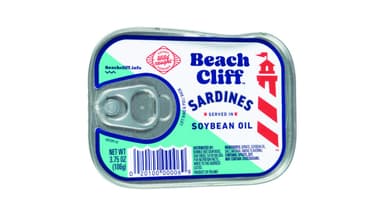 Beach Cliff Whole Sardines Can in Soybean Oil