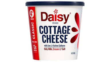 Daisy Brand 4% Milkfat Small Curd Cottage Cheese