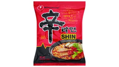 Nongshim Gourmet Spicy Shin Ramyun Noodle Soup